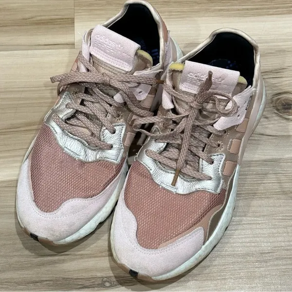 Adidas Nite Jogger Rose Gold Metallic Sneakers Athletic Women's 9 - Image 2