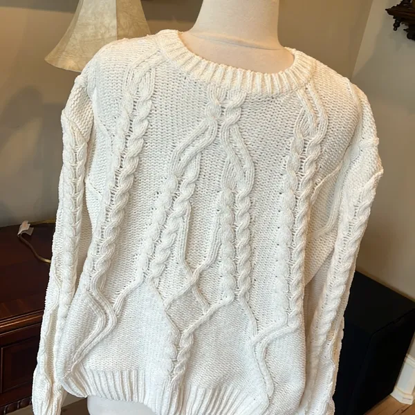 Cozy Cream Chenille Cable Knit Sweater - Image 6