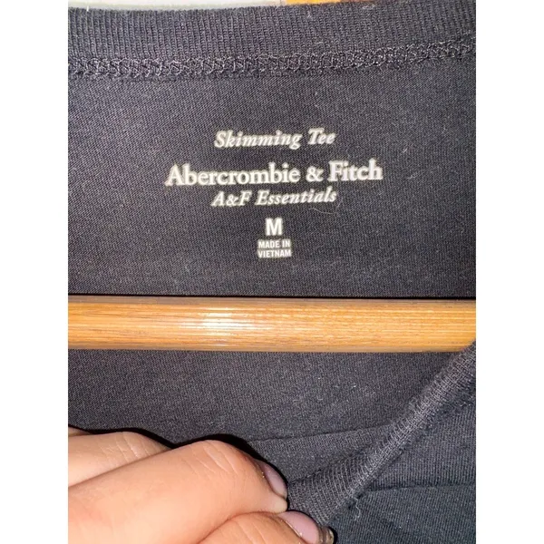 Abercrombie & Fitch AF Essential Skimming Tee Black Knit Short Sleeve Shirt Sz M - Image 4