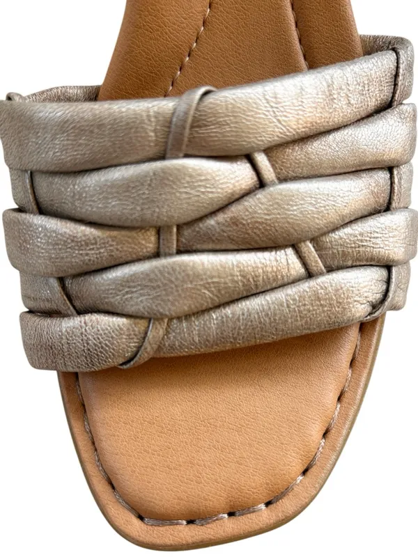 EUC Born Leather Shonie Heeled Sandals Gold Size 8 Retail $130.00 - Image 7