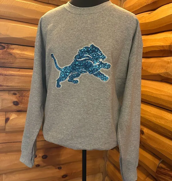 Detroit lions sweater! NFL Gray Sweatshirt with Blue Glitter Logo! Size XL! - Image 4