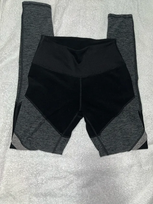 Alo Alosoft Sheila Leggings - Image 3