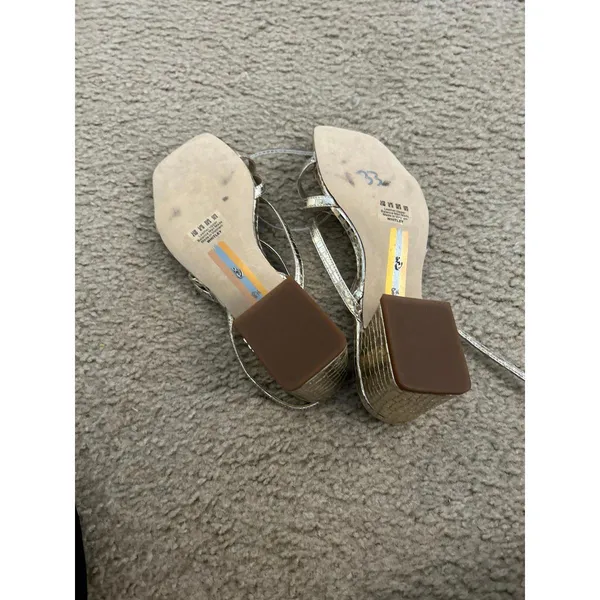Sam Edelman Gold Crocodile Strappy Block Heel Sandals Ankle Strap US 8.5 unused - Image 5