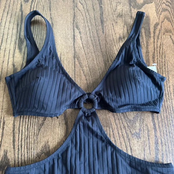 Aerie Womens Black Ribbed Cut Out Ring One Piece Monokini Swim Suit Size Large - Image 3