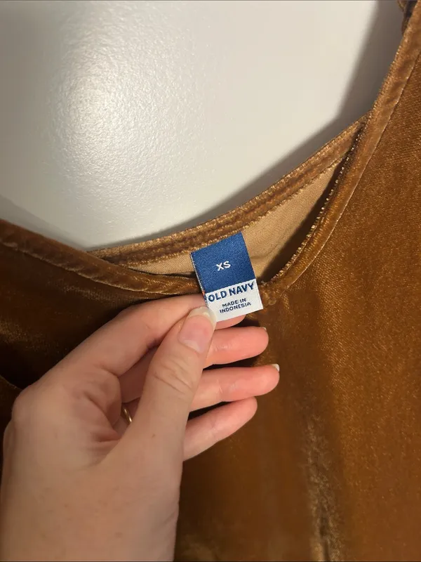 Old Navy Brown Velvet Camisole with Slim Straps - Image 3