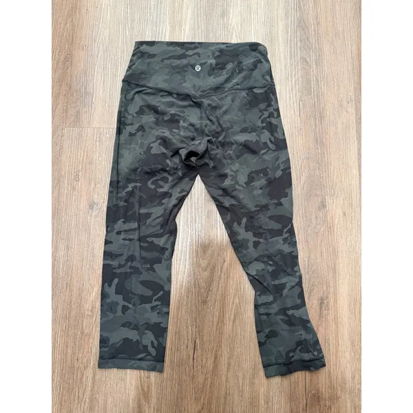 Lululemon Align High-Rise Crop 21 Heritage 365 Camo Deep Coal‎ Multi Size 8 - Image 2