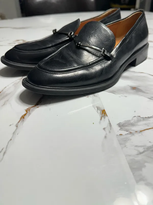Classic Black Leather Women's Moccasins Size 10 - Image 4