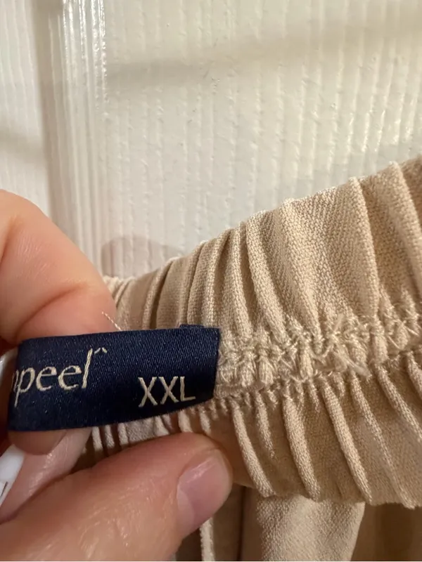Beige Wide - Image 8