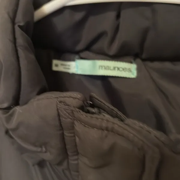Black vest Size M - Image 2