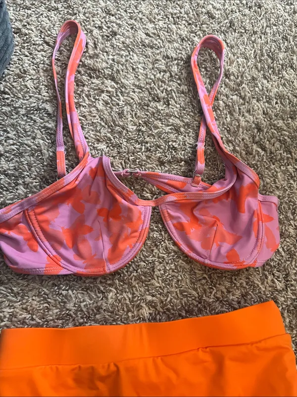 Urban Outfitters Pink and Orange Two-Piece Bikini Set‎ - Tropical Print Top - Image 2