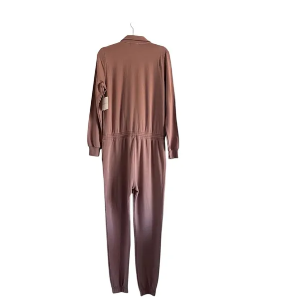 NWT Beyond Yoga Ski Weekend Jumpsuit Mauve Sz Small - Image 5