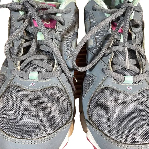 New Balance Women’s Gray 635 Low Top Lace-Up Athletic Sneakers Size 6.5 - Image 8