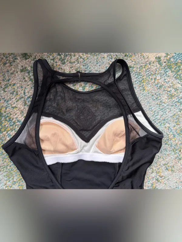 Vintage Jantzen black one-piece mesh yoke swimsuit, size 12 - Image 5