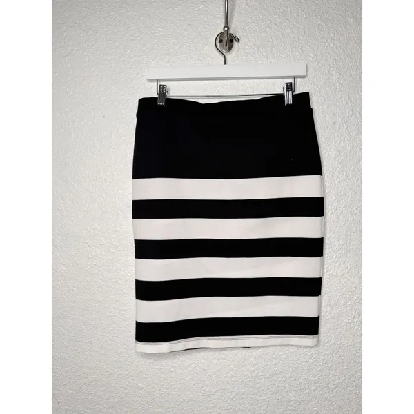 BB Dakota Black and White Striped Wrap Skirt Size M - Image 3