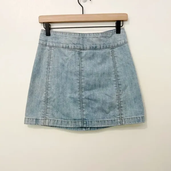 FREE PEOPLE‎ Modern Femme Denim Mini Skirt in Faded Blush Wash size 2 - Image 3