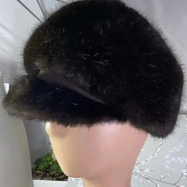 Vintage 1960’s Mod paperboy style faux fur cap. - Image 3