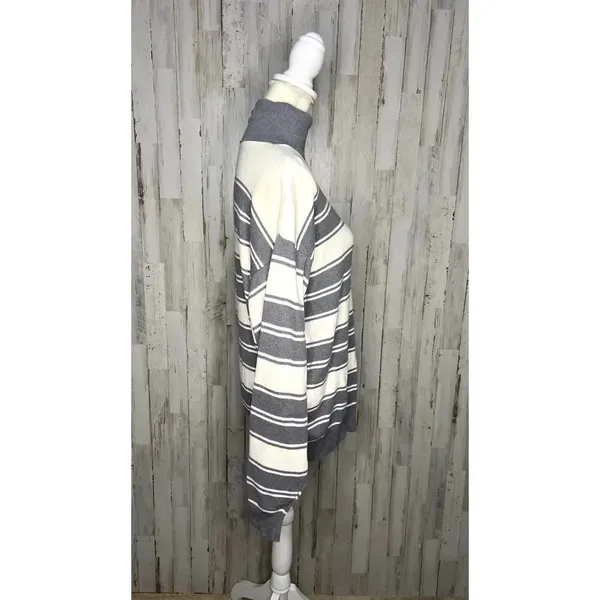 Vintage Lizsport‎ Women's Striped Turtleneck Sweater Gray/White Medium - Image 2