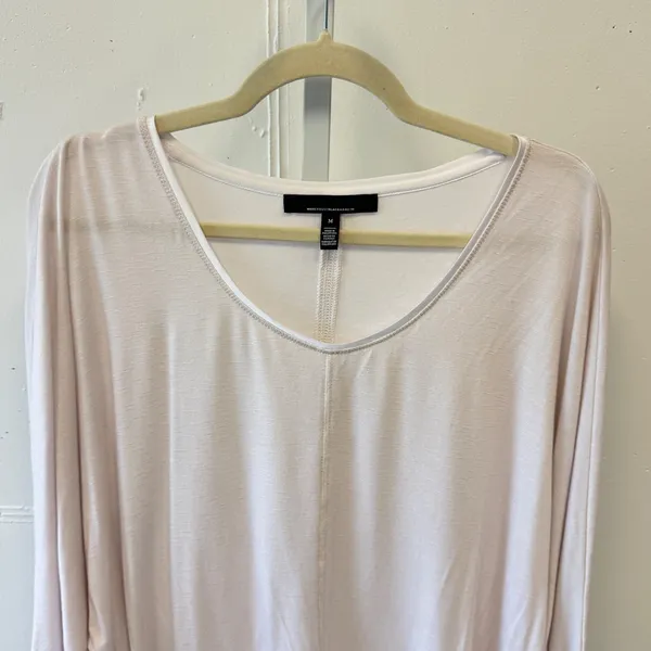 White House Black Market Nude Pink Dolman Sleeve Scoop Neck Chain Trim Top Med - Image 4