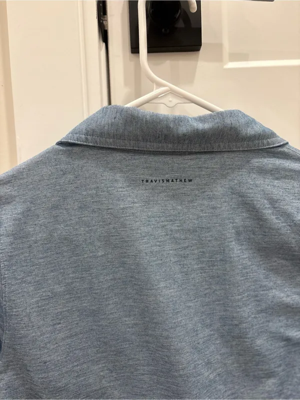 Travis Matthew Featherweight Active Polo Size Small - Image 6