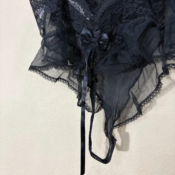 Midnight Hour Lace Lingerie Bodysuit Sz M Womens Sexy Vacation Honeymoon Goth - Image 5