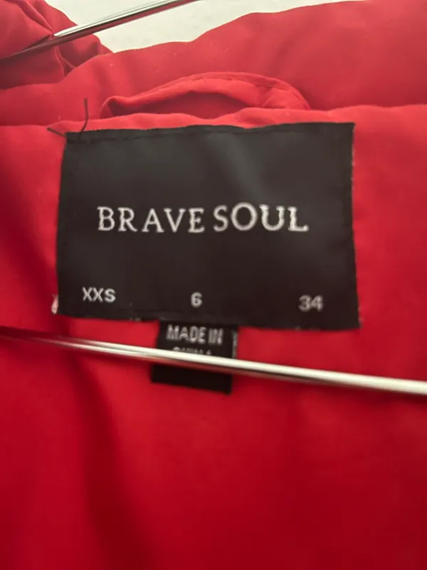 Brave Soul Red Puffer Coat Cropped - Image 3
