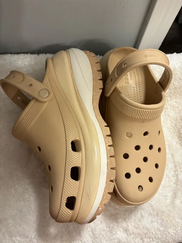 Platform Crocs Nude Sz. - Image 3
