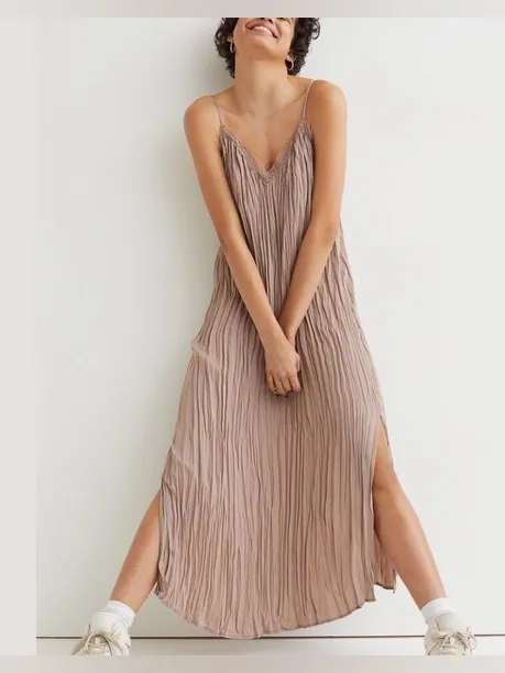 H&M Taupe Pleated Slip Maxi Dress with Lace Trim Sz S - Image 8