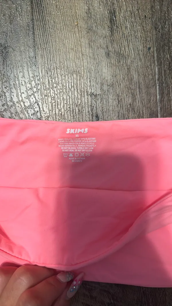 Xs bubble gum pink skims tube top - Image 2