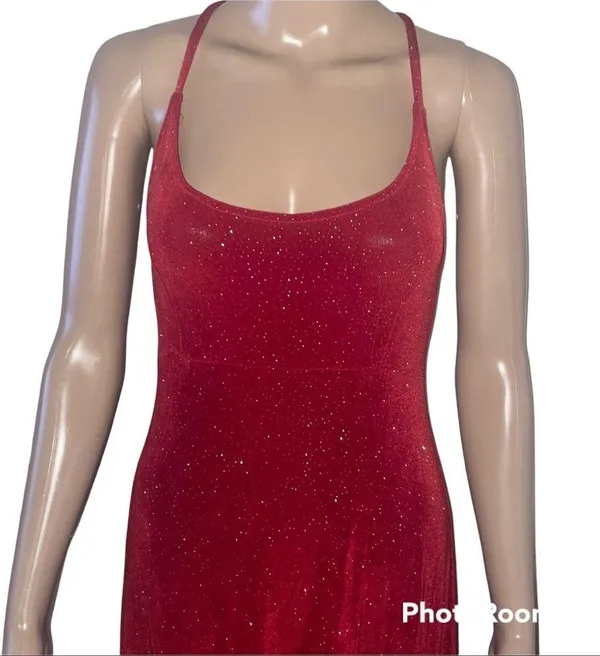 Kinaara red sparkly sleeveless evening gown - Image 2
