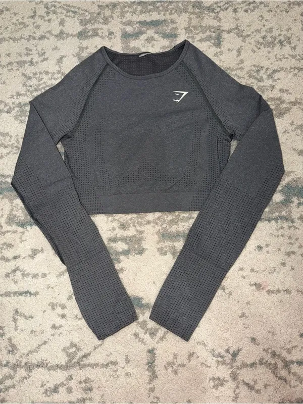 Gymshark Seamless Cropped Long Sleeve Top Thumbholes Gray Small - Image 3