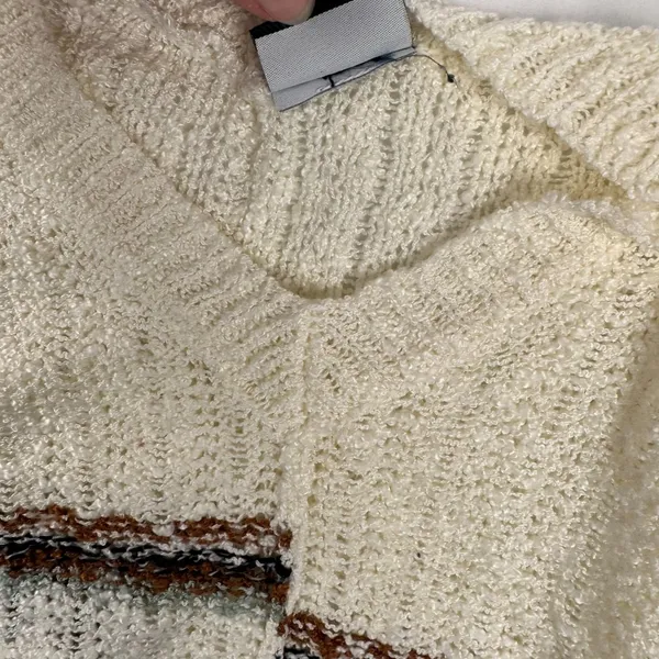 Daytrip Boho Fringe Sweater Cream Striped Distressed‎ Hem Knit Top M/L - Image 7