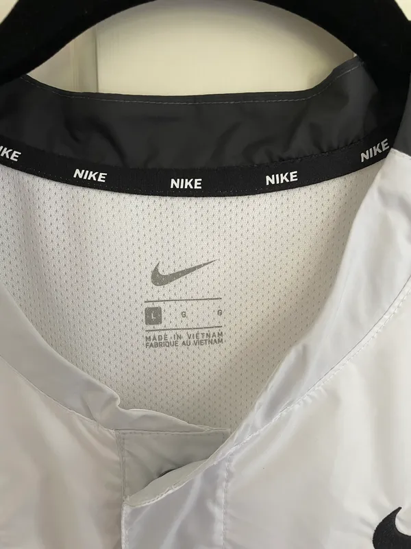 Nike Men’s Ohio State Women’s Lacrosse Wind Breaker - Image 3