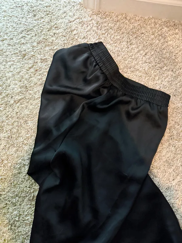 Silk joggers - Image 4