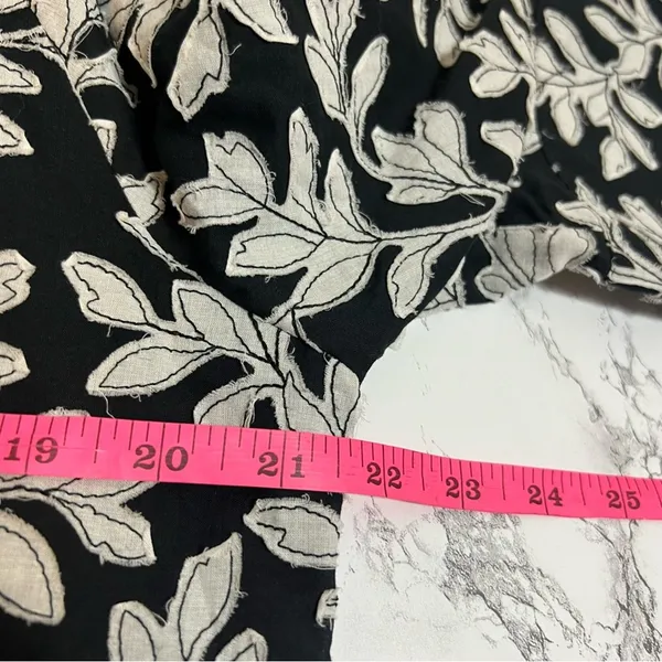 NWT By Anthropologie Popover Blouse Embroidered Applique Top Black‎ White Sz S - Image 7
