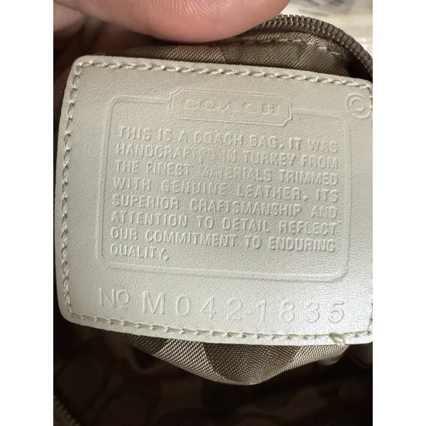 Vintage Coach Ivory Leather Satchel wide strap Tan‎ Interior - Image 6