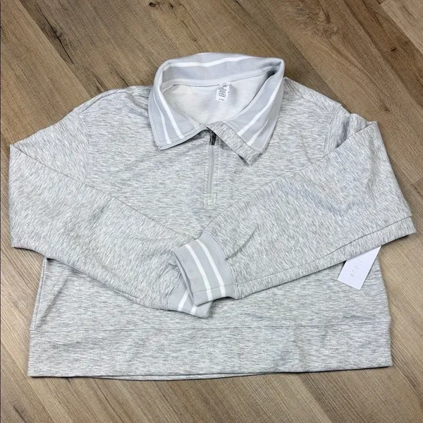 NWT Yogalicious Georgetown Scuba Half Zip Pullover Heather Gray Size Large - Image 4