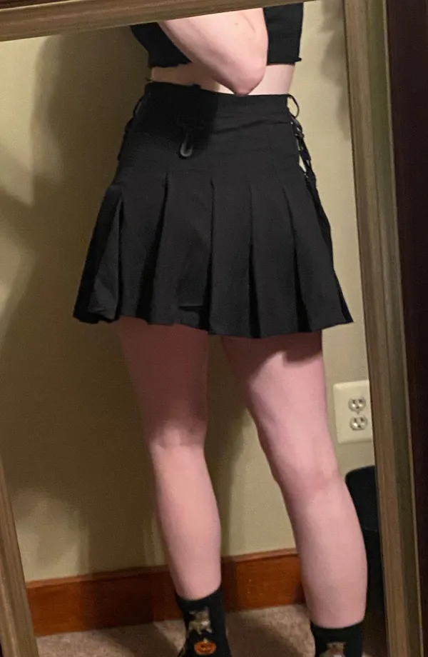 Yesstyle Black Buckled Skort - Image 3