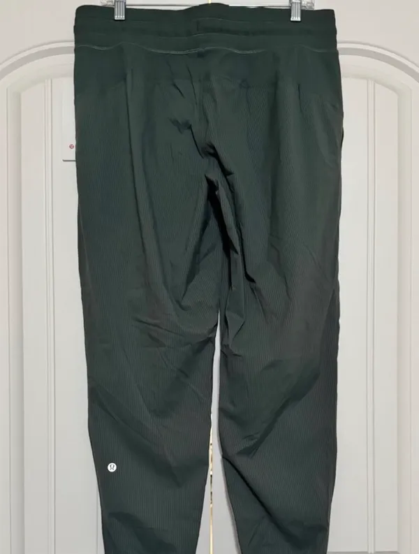 Lululemon Dance Studio Pants - Image 5
