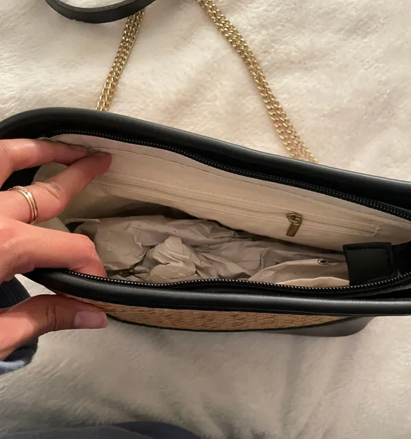 Francesca’s Crossbody Purse - Image 2