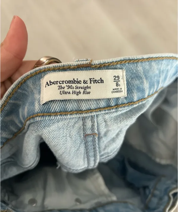 Abercrombie 90s Straight High-Rise - Image 2
