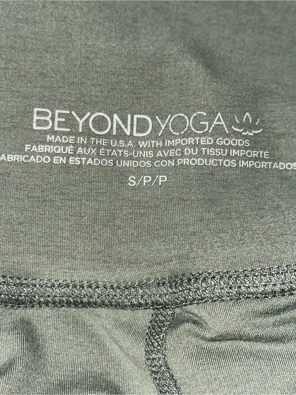 Beyond Yoga Women’s Size S Birch Heather Green Wide Leg Lounge Laid Back Pants - Image 6