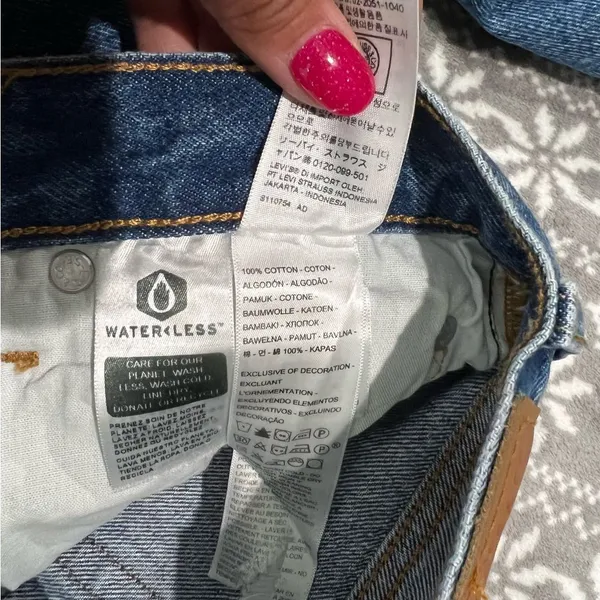 Levi's Women's 501‎ Original Premium Cropped Jeans Athens Ranks 24 x 26 Normcore - Image 6