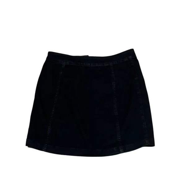 Free People Women's Black Button-Up Mini Skirt Size 6 Casual Party - Image 2