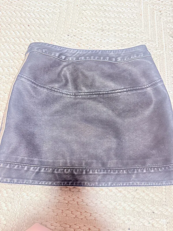 Black Leather Mini Skirt Size XS - Image 4