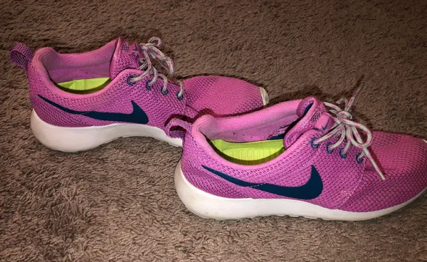 Nike Women Shoes - Image 2