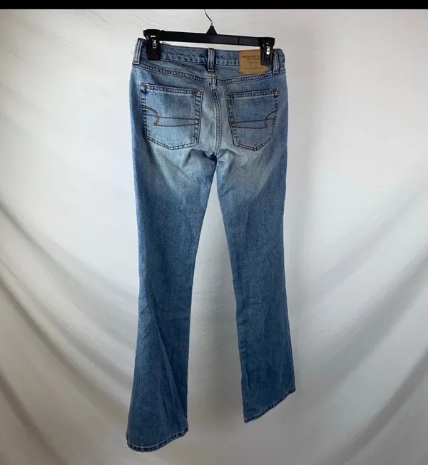 American Eagle Jeans - Image 8