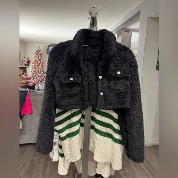 Chic Black Teddy Jacket for Women - Image 3