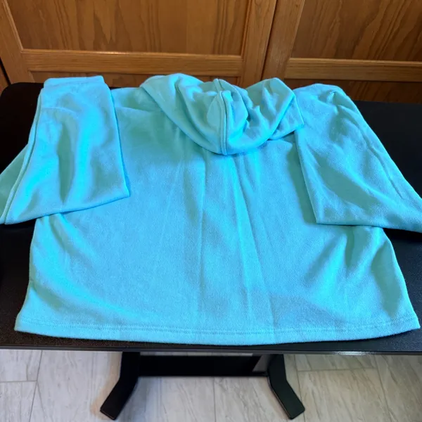 Iris NEW Medium Aqua Blue Cropped Zip Up Hoodie Sweatshirt lightweight NWT - Image 5
