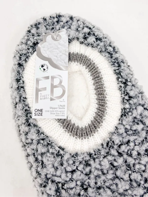NWT Fuzzy Babba Women's Faux Fur Slipper Socks with Cuffs 1-Pack Gray One Size - Image 2