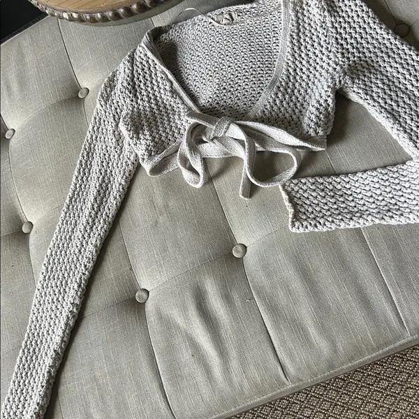 L.A Hearts Creme Knit Bolero Front Tie Sweater Size XS - Image 7
